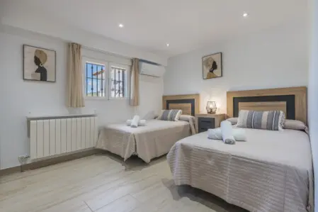 habitacion con camas individuales casa rural granada
